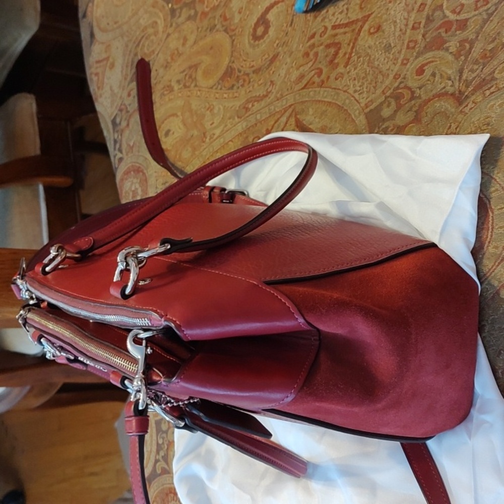 Coach Brooke Leather Suede Cherry crossbody satchel F31418. NWT - Picture 4 of 16